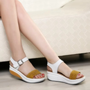 Thalia Orthopädische Sandalen