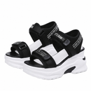 Stella Orthopädische Sandalen