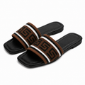 Themis Orthopädische Sandalen